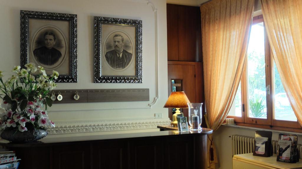 Hotel Dependance Montecatini-Terme Esterno foto